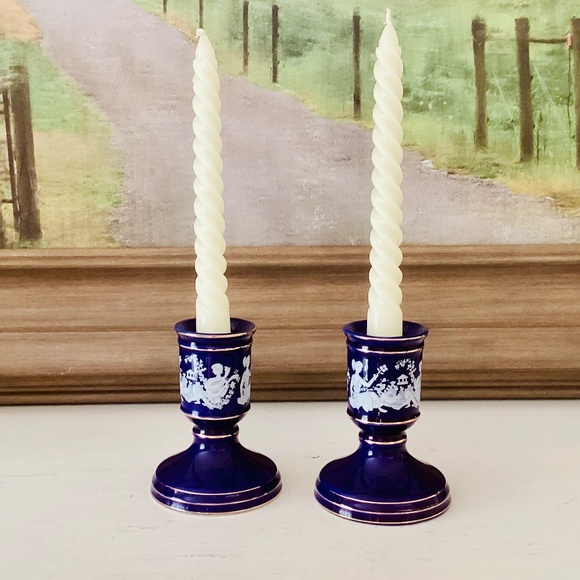 Vintage Porcelain Grecian Candlesticks Set Of 2 Cobalt Blue & White Gold Accents - Picture 10 of 12